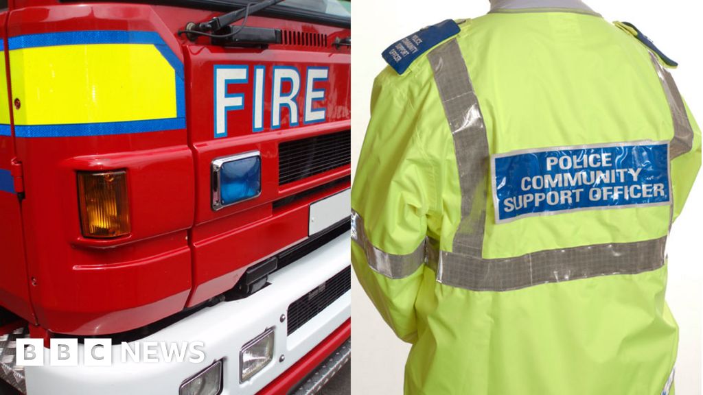 Oxfordshire police and fire service home safety pilot BBC News