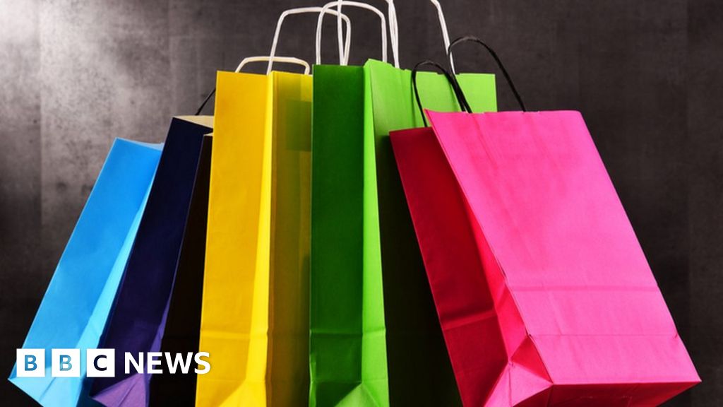 'Misleading' online shopping returns policies revealed BBC News