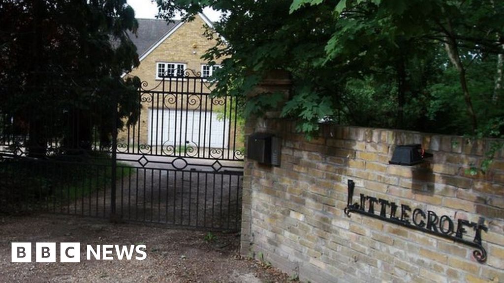Murder arrest after Radlett pool party death