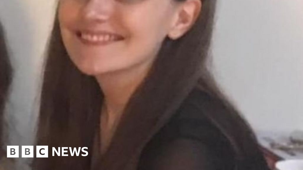 Libby Squire: Missing Hull student hunt into third day