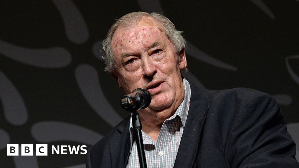 Richard Leakey: Kenyan conservationist dies aged 77