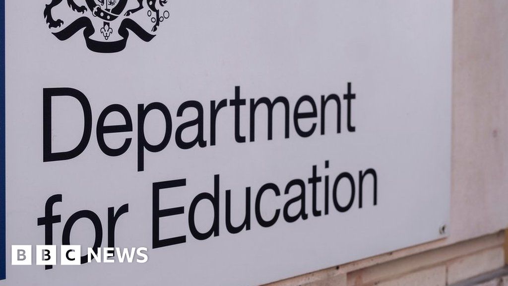 Lawyers told ministers schools trans advice was 'high risk'