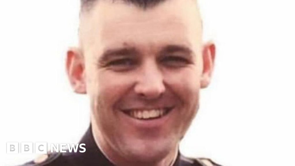 Anthony Oxley: Police backed charges over Army officer's death - coroner