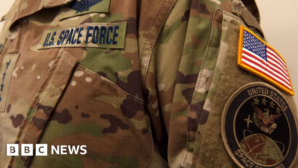 For those with fatigues fatigue, Army unveils new uniforms