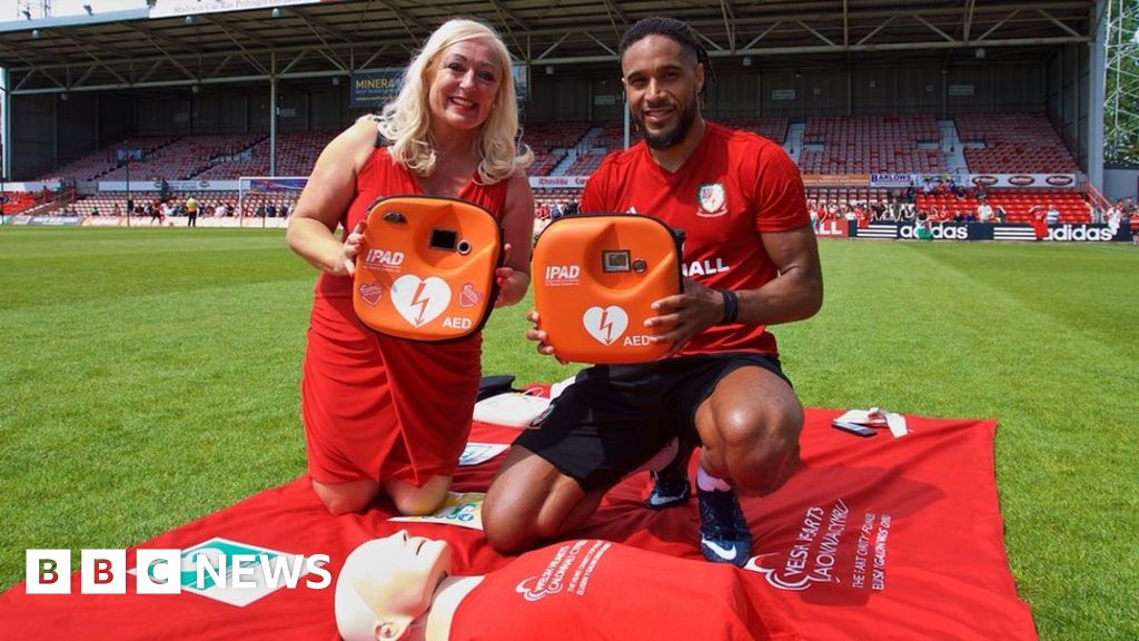 Wales football team fund defibrillators for six clubs BBC News