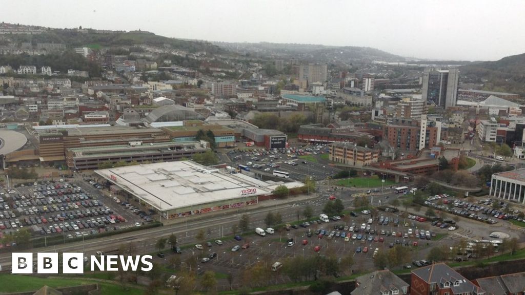 Biggest house price drop in Swansea between 2010 and 2015 BBC News