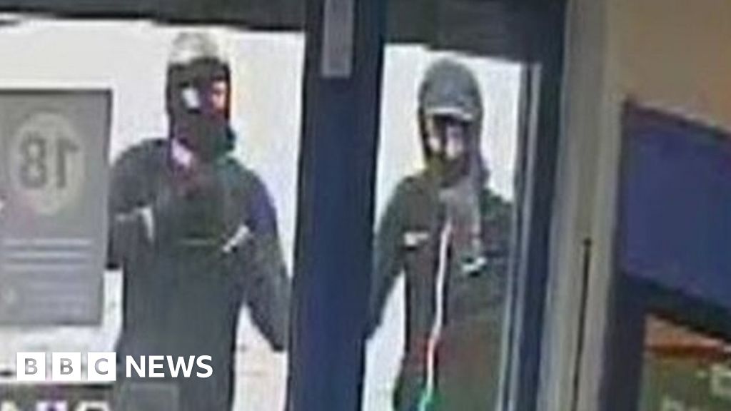 Как проходить one armed robber. Ограбление букмекерской конторы. one armed robber. security tag detector one armed robber.