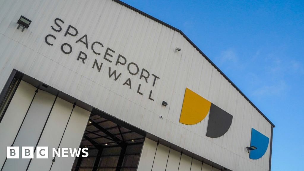 Spaceport Cornwall granted operating licence
