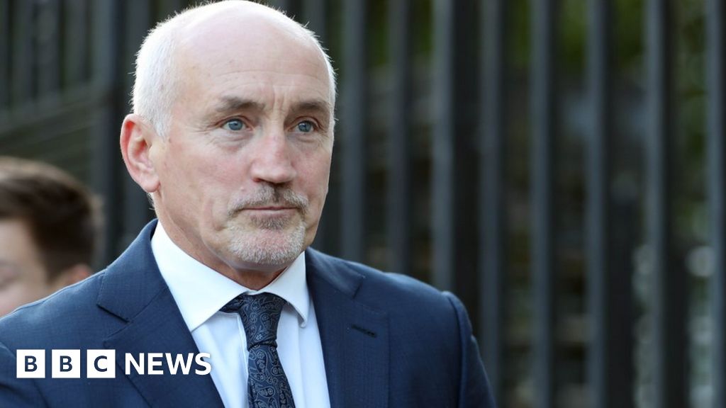 Barry Mcguigan Defends Charging Celebrities To See Frampton Fights