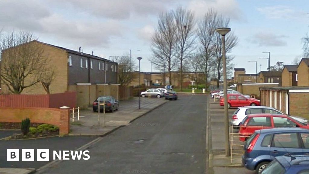Murder arrests after police find body in Skelmersdale house BBC News