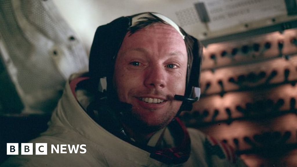 Bid to preserve Armstrong Moon suit - BBC News