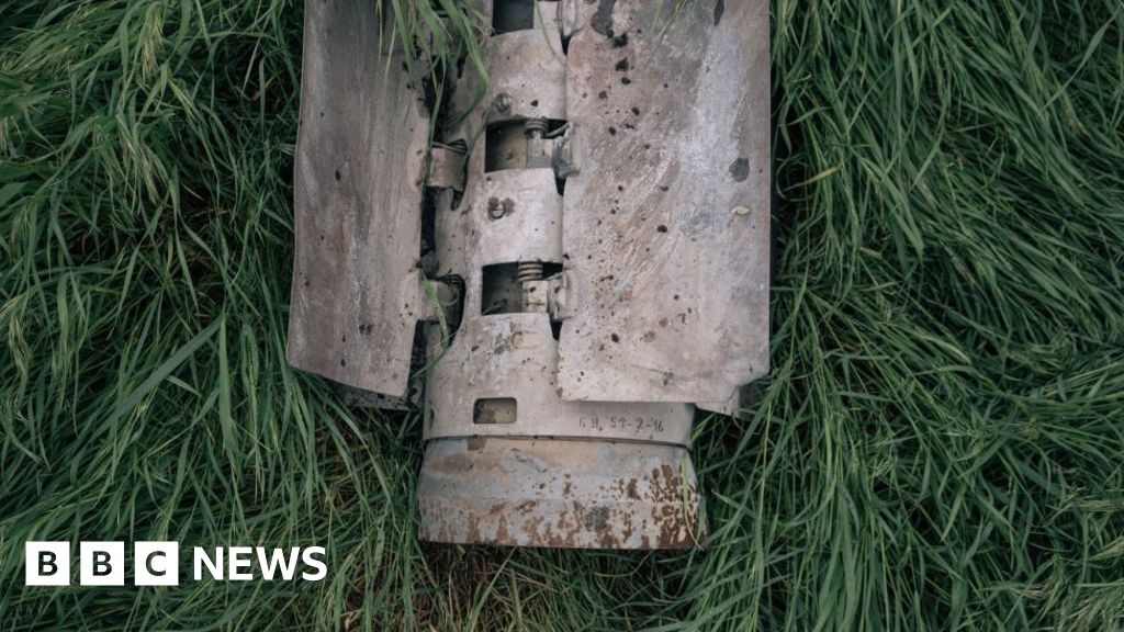 Cluster bombs: Unease grows over US sending cluster bombs to Ukraine