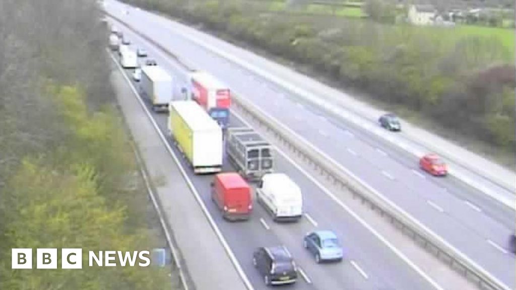 Woman killed in M40 multi vehicle crash