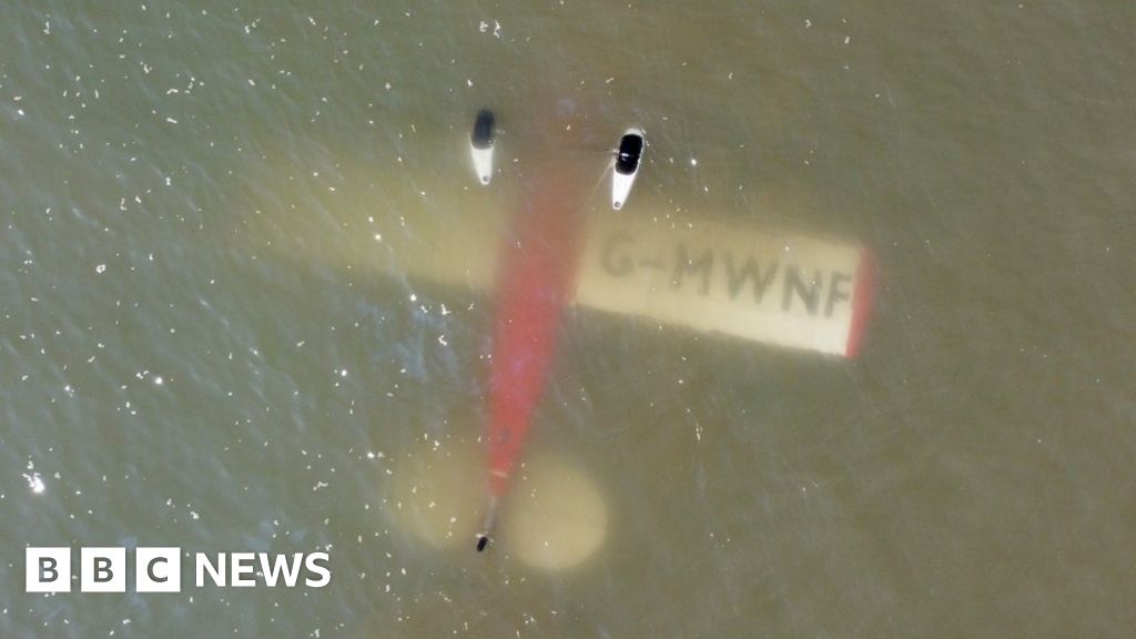 Porthcawl: Aircraft crashes into sea off south Wales coast