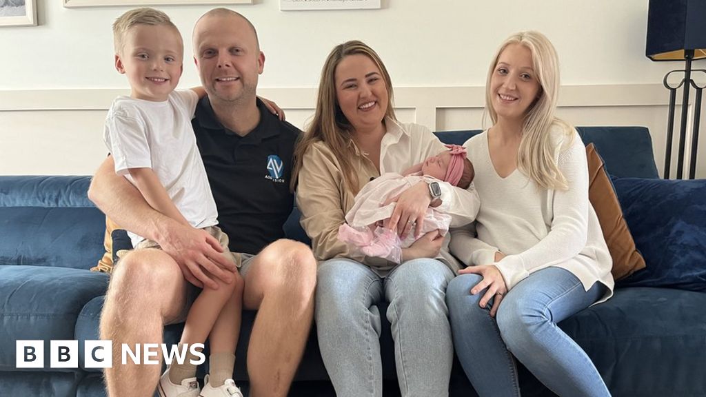 Couple thank student midwife who gave birth to their daughter