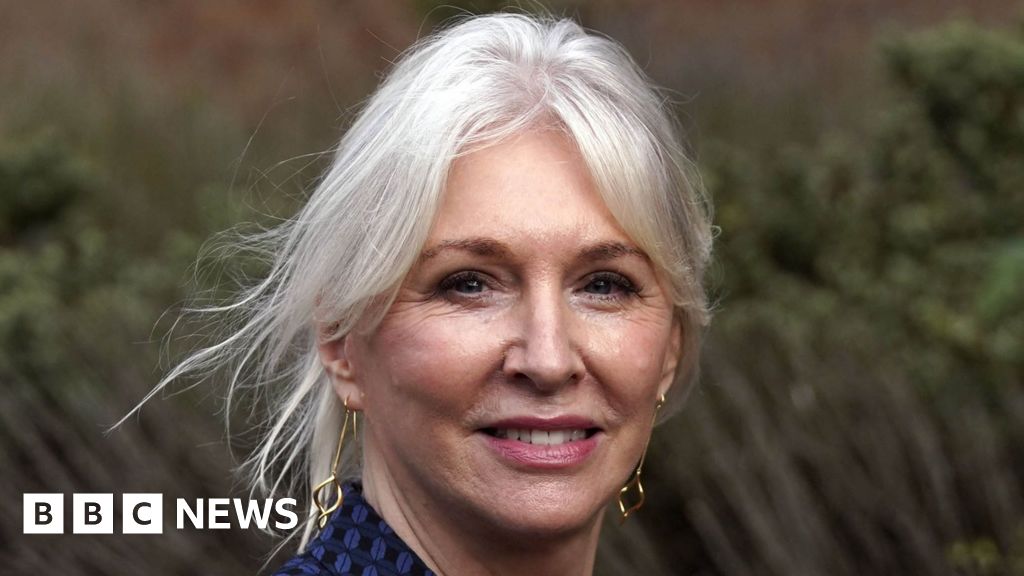 Nadine Dorries ousted from Conservative WhatsApp group for praising PM