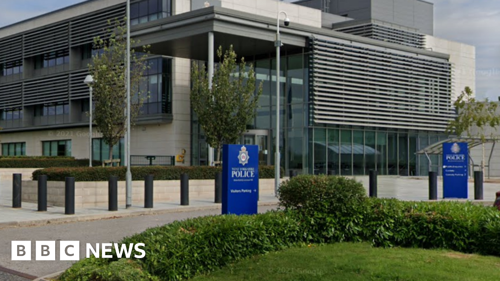 West Yorkshire Pc Dismissed Over Racist And Misogynistic Messages Bbc