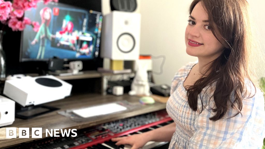 The songwriter beating men at their own videogame