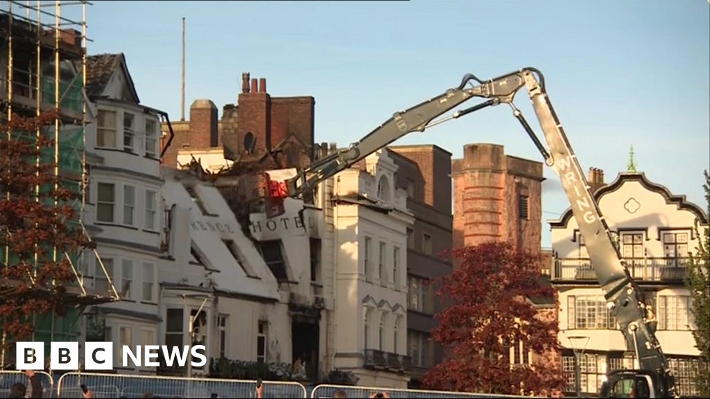 Firehit Royal Clarence Hotel in Exeter demolished BBC News