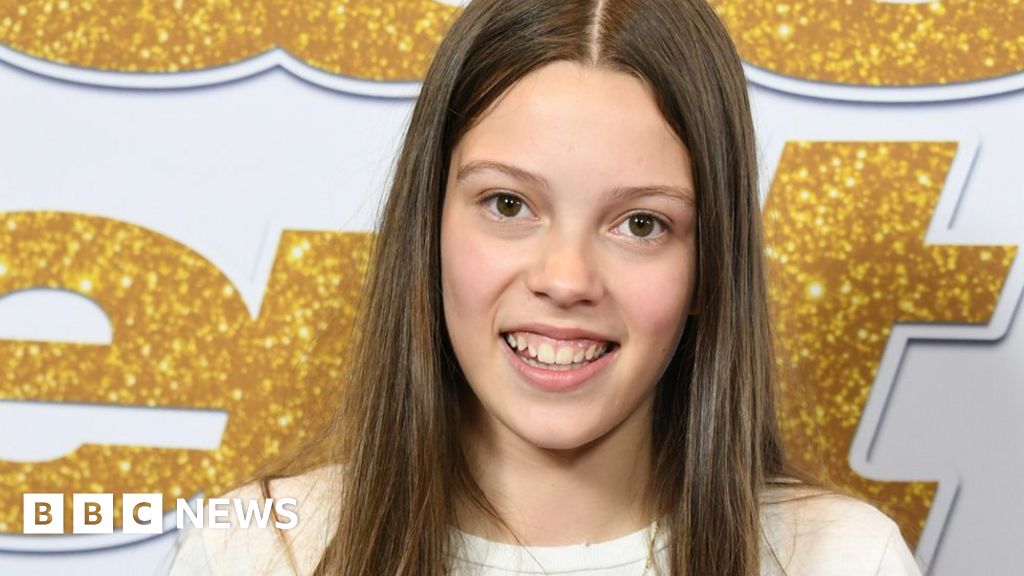 AGT's Courtney Hadwin signs record deal with Simon Cowell BBC News