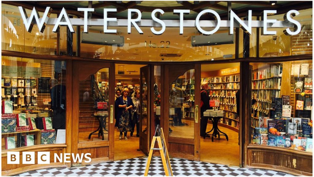 Waterstones staff hand in petition calling for living wage BBC News