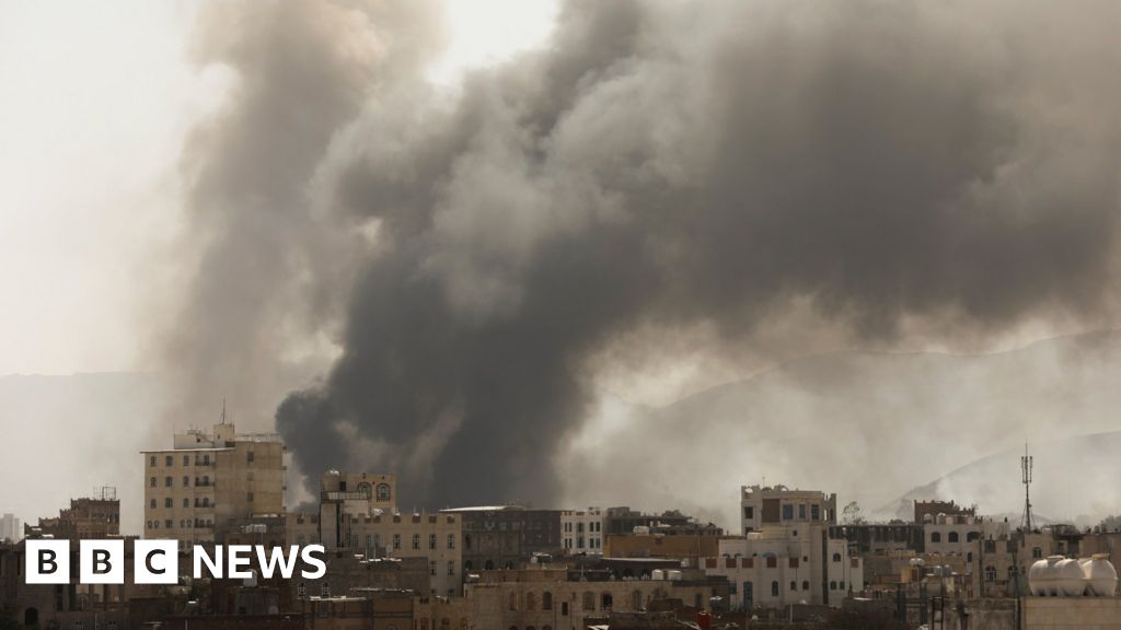 Yemen War Many Feared Dead After Fire At Migrant Detention Centre 