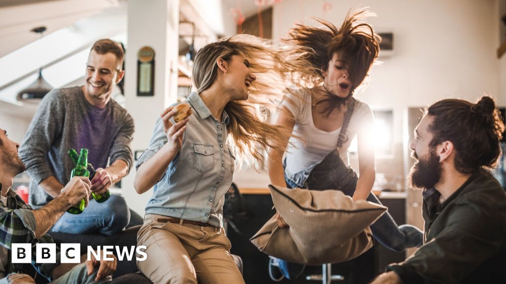 Airbnb extends worldwide party ban until end of summer