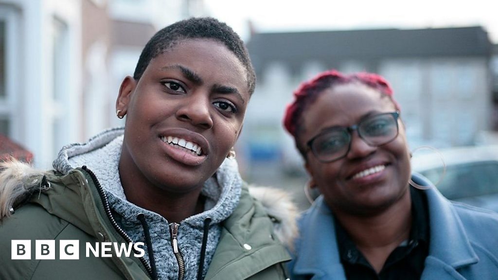 Autism: 'Shame and blame' in some BAME communities - BBC News