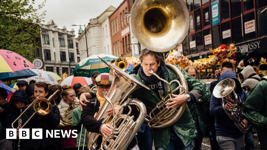 City of Derry jazz and big band festival gets into full swing BBC News