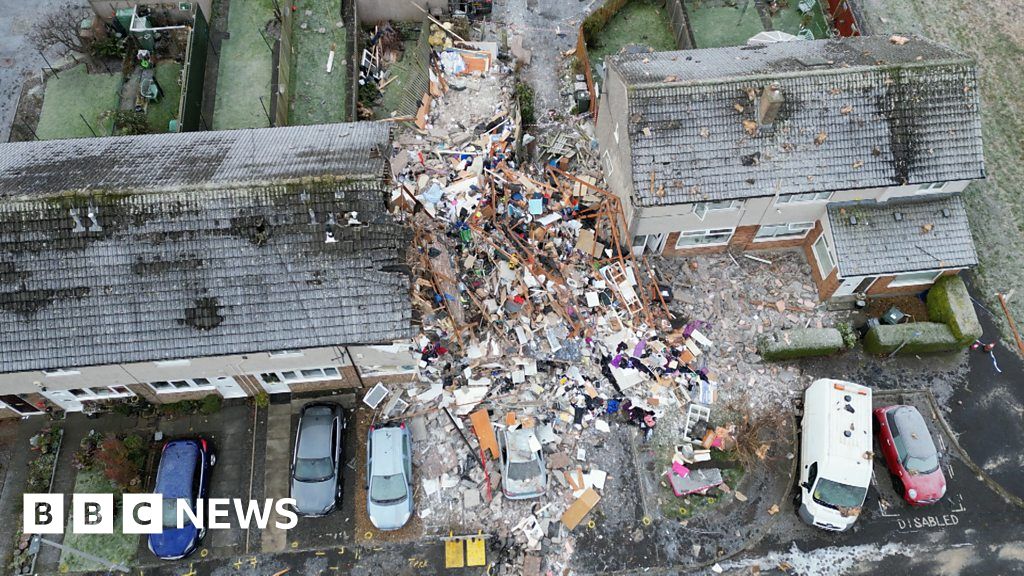 Watch: Drone footage of Edinburgh house destroyed by explosion - BBC News