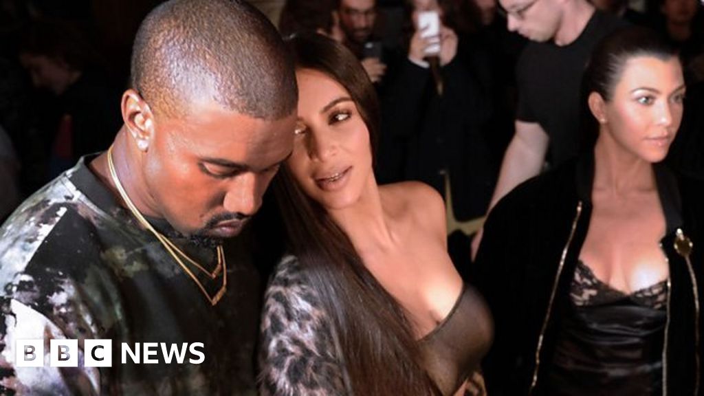 Kim Kardashian Held At Gunpoint In Paris Bbc News
