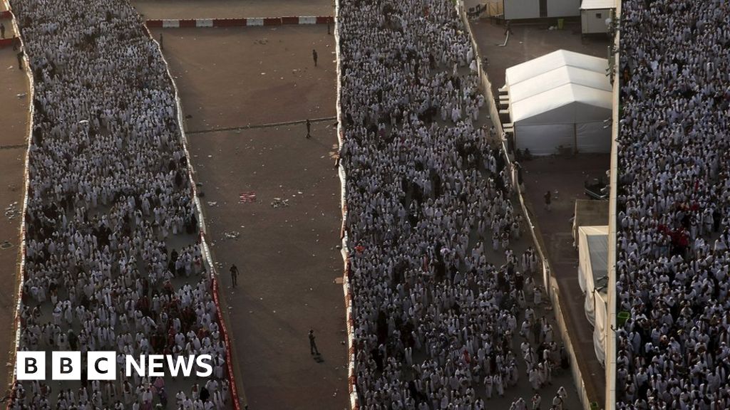 Hajj Stampede Saudis Face Growing Criticism Over Deaths Bbc News