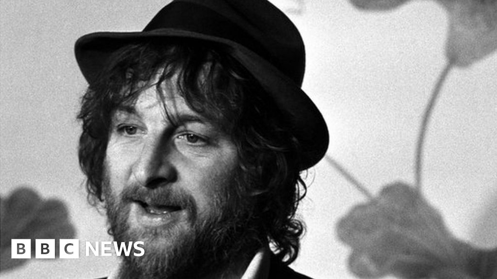 Chas and Dave: Chas Hodges dies aged 74