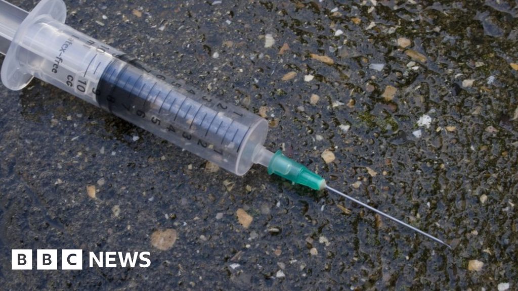 Network Rail closes Glasgow drug addict needle exchange BBC News