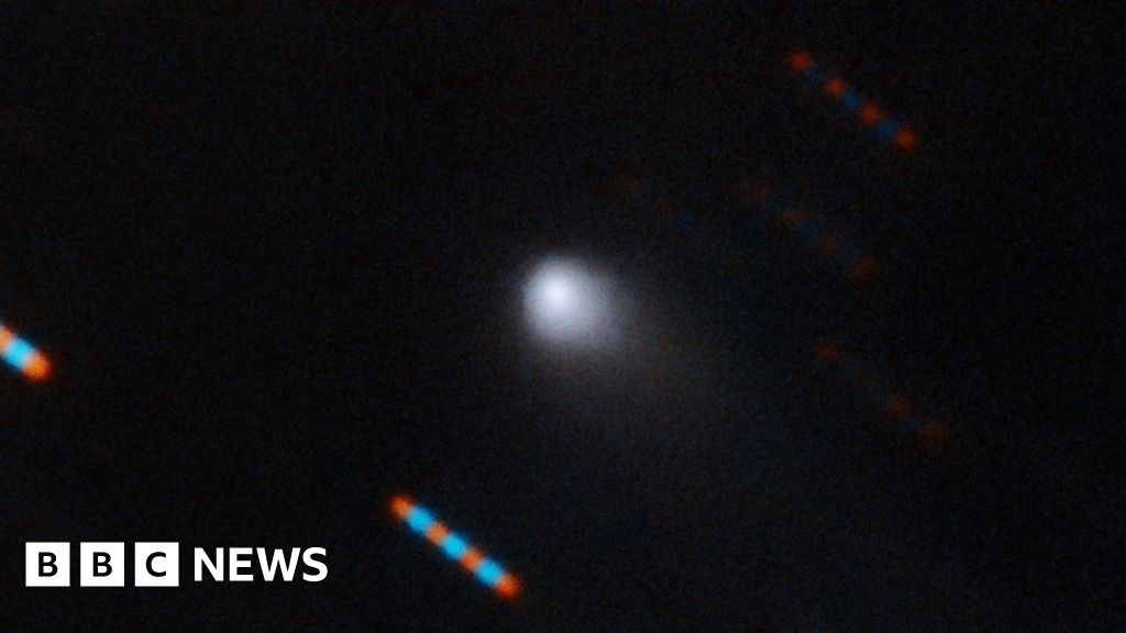 First measurements of 'interstellar comet' - BBC News