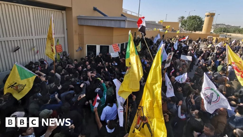 Kataib Hezbollah: Iraqis protest outside US Baghdad embassy