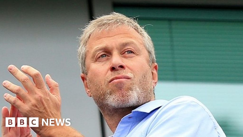 Ukraine: Roman Abramovich must face sanctions, says Sir Keir Starmer