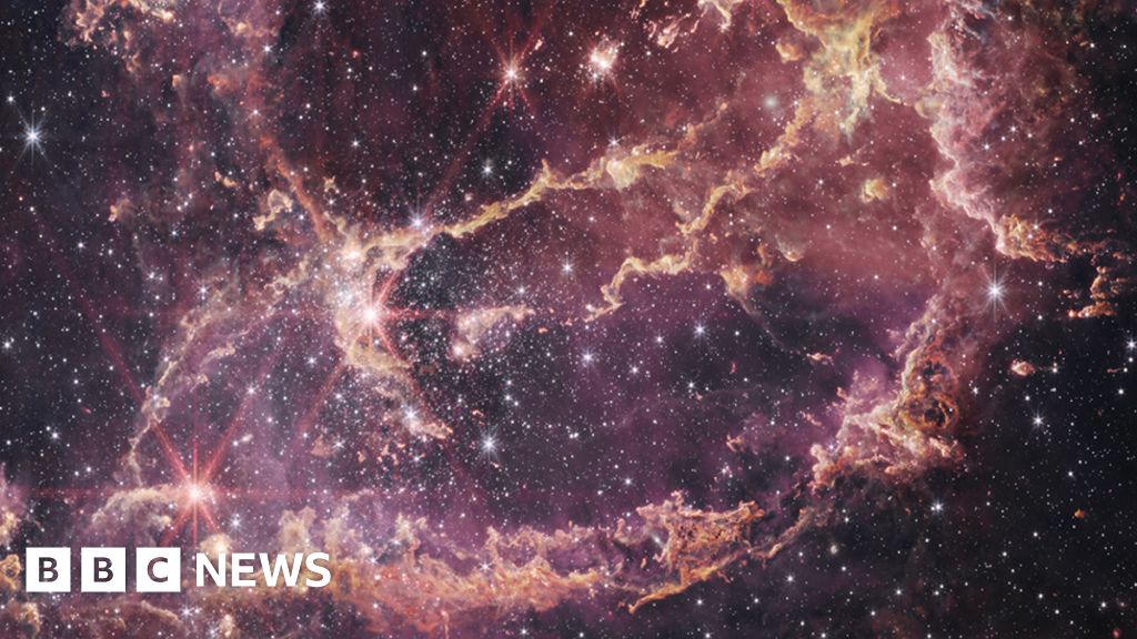 James Webb telescope traces arcs of dusty star formation
