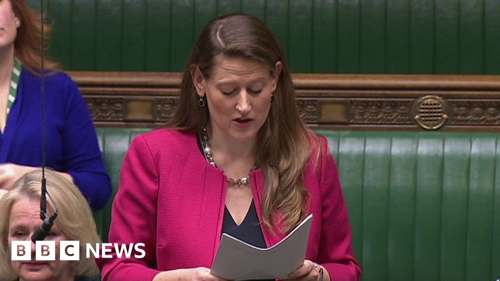 MP breaks down as she recalls 'terrifying' traumatic birth