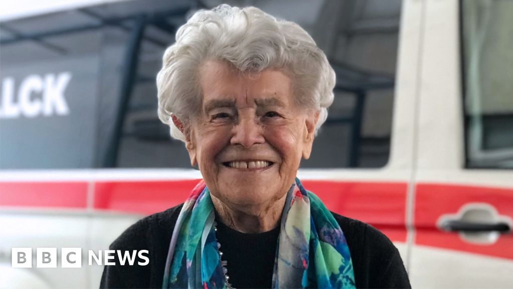 The 100-year-old volunteer with no plans to stop