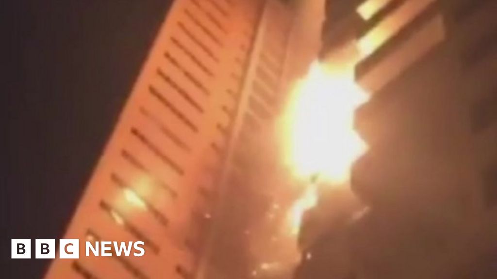 Fire engulfs UAE tower block