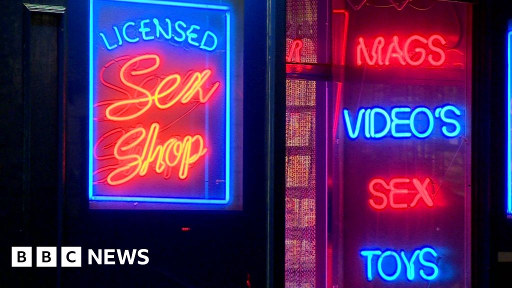 Sex worker Charlotte Rose on brothels and prostitution - BBC News