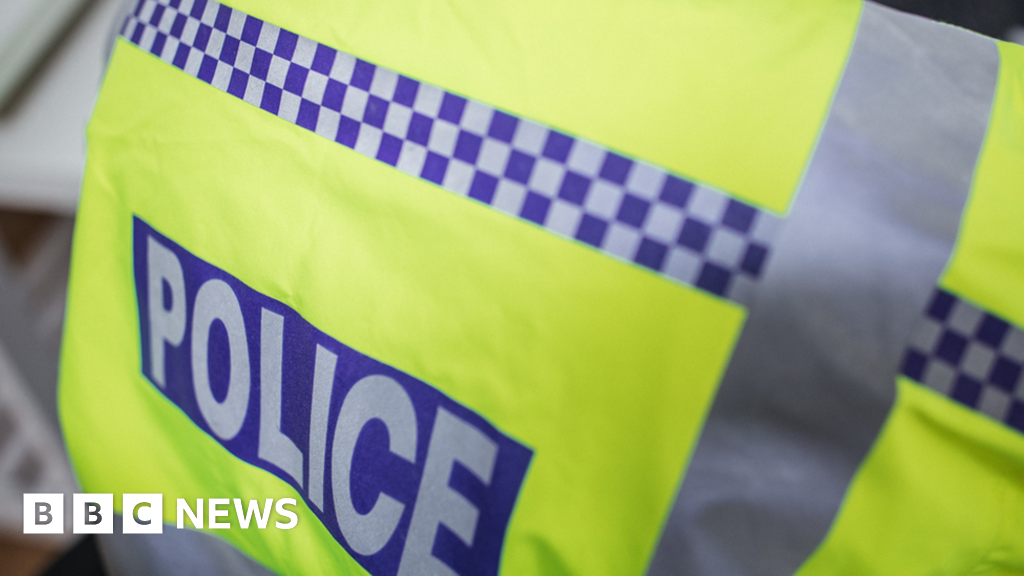 Un ofițer de poliție din Greater Manchester a fost concediat din cauza unor mesaje cochete