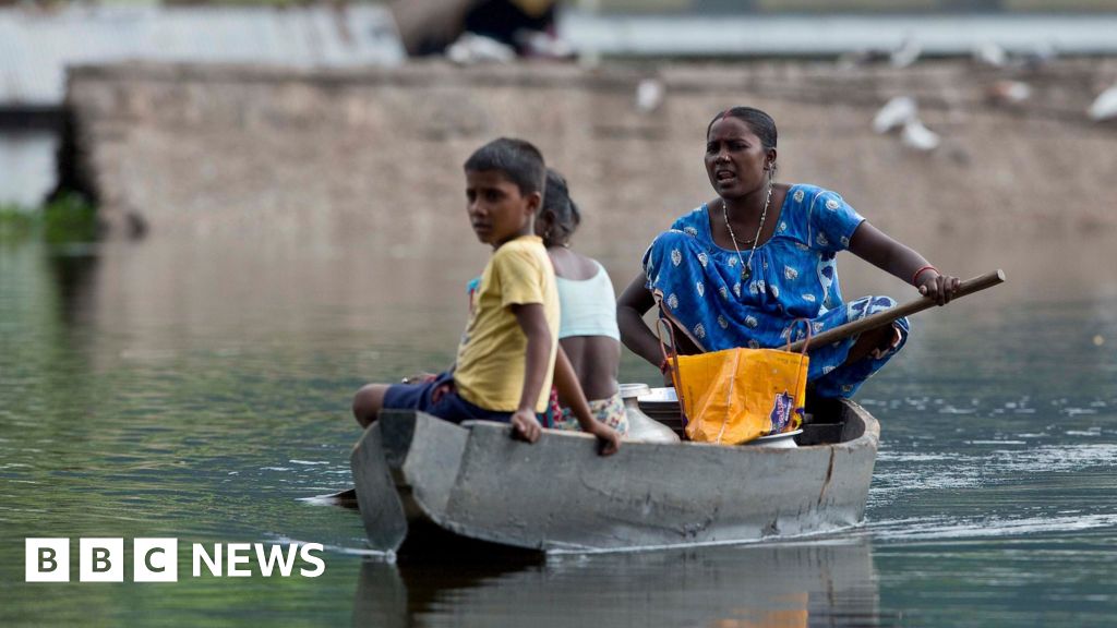 Over 100 Dead In South Asia Monsoon Flooding Bbc News