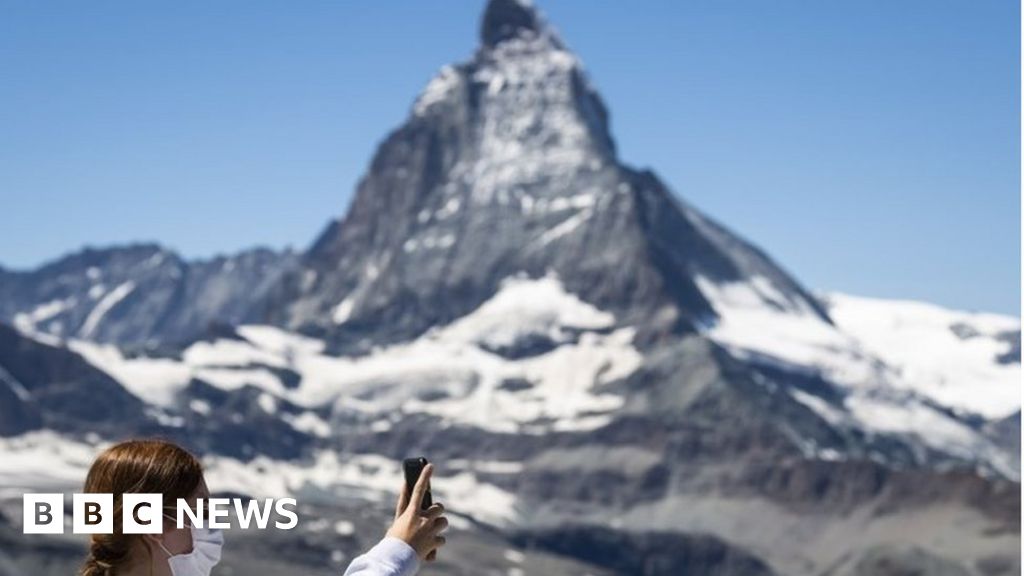 Coronavirus: Switzerland travellers could face UK quarantine rules