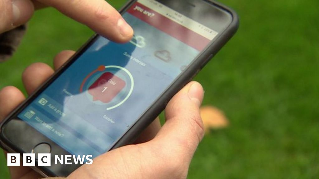London weather watchers join new online club BBC News