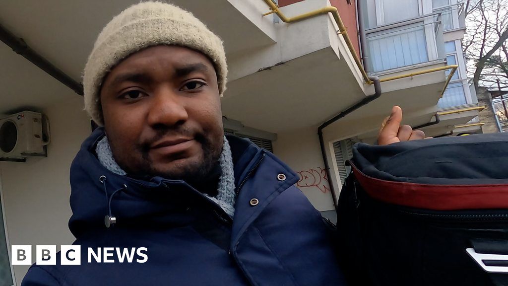 The Nigerian doctor trying to help Africans in Ukraine