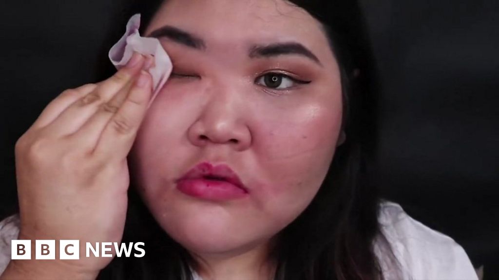 Teen Force Shaved - Why women in South Korea are cutting 'the corset' - BBC News