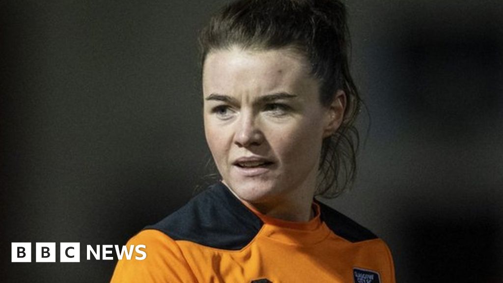 Glasgow City footballer Clare Shine on tackling addiction