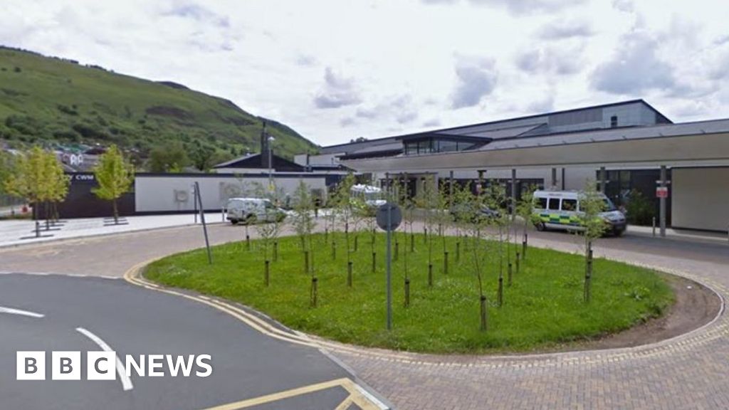 Hospital fire at Ysbyty Cwm Rhondda prompts inquiry